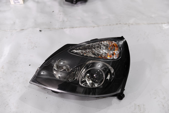 ESPACE ÇIKMA YEDEK PARÇA CLİO ÖN FAR